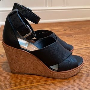 NEW Dolce Vita Black Wedge Sandals Size 6